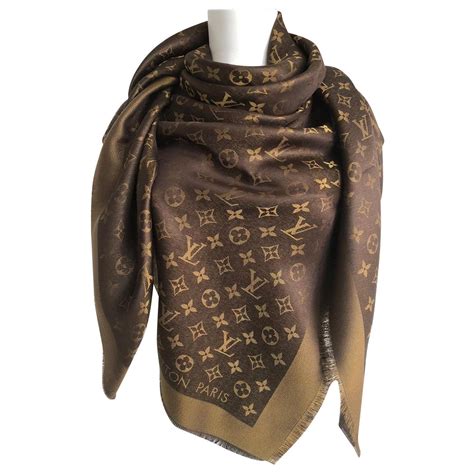 echarpe femme louis vuitton|prix foulard louis vuitton.